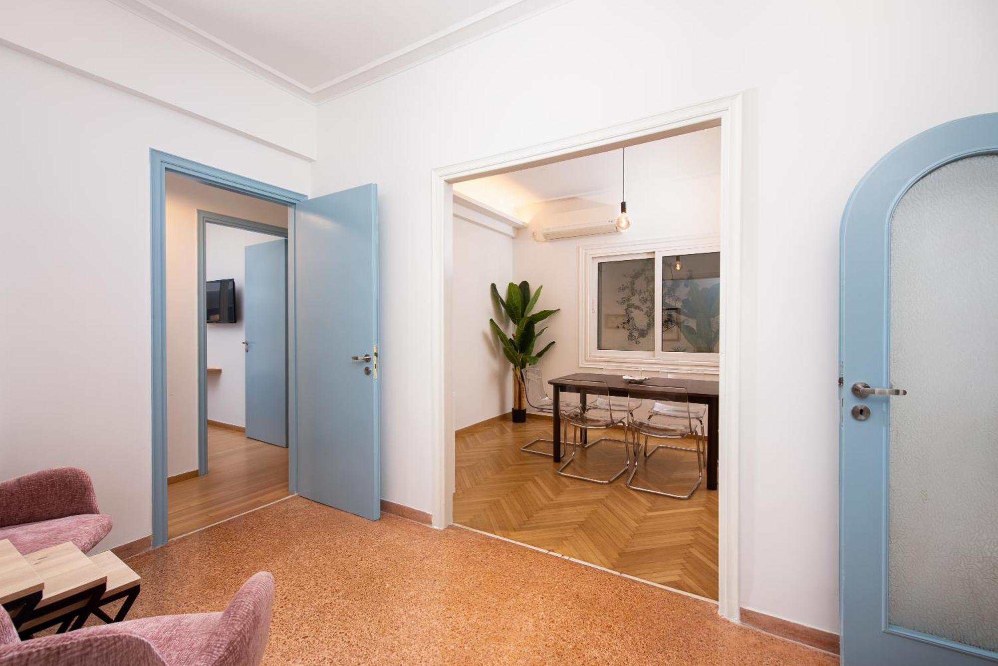 Apartment Philos At Nikis - Two Bedroom In Plaka Athens