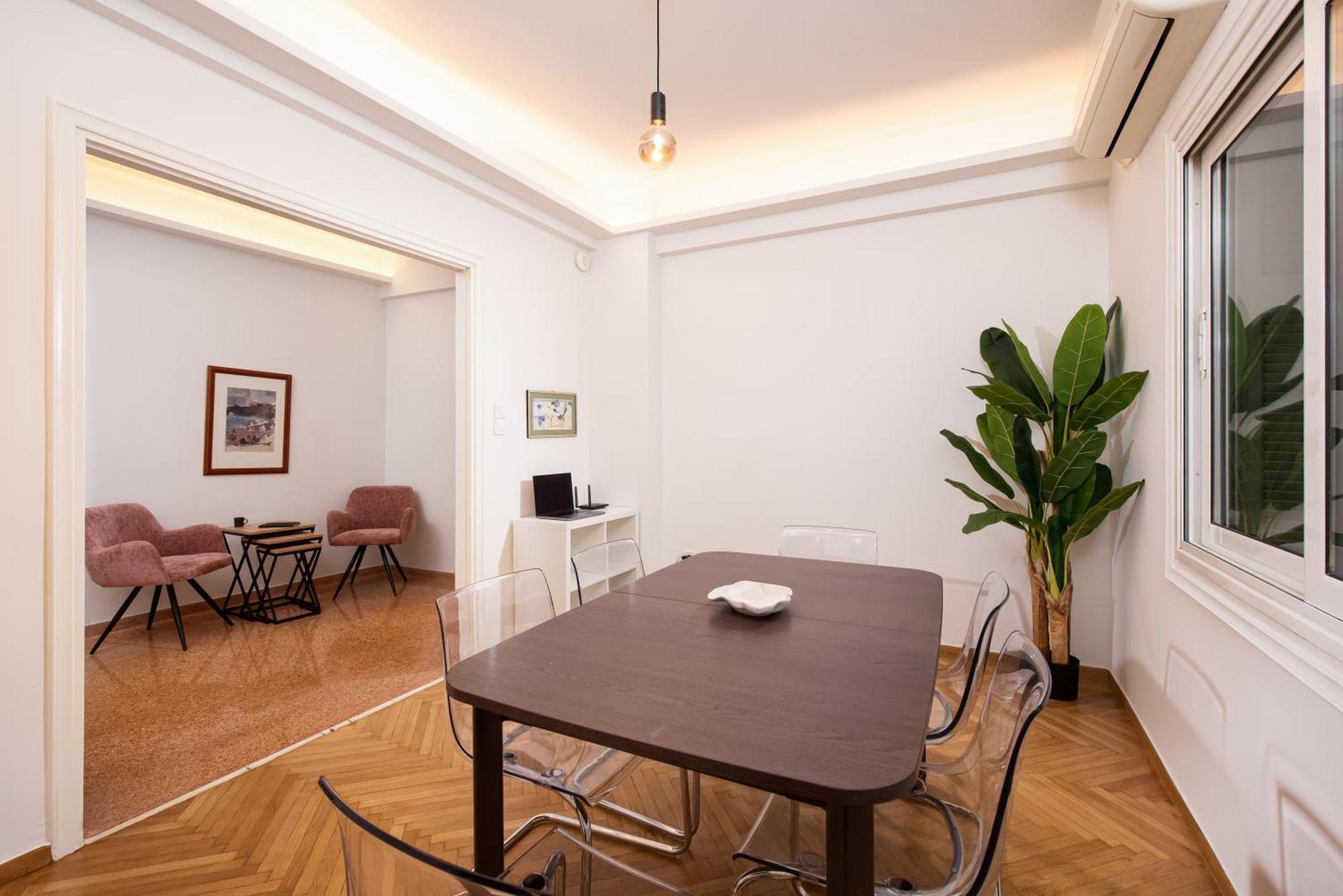 Philos At Nikis - Two Bedroom In Plaka Athens