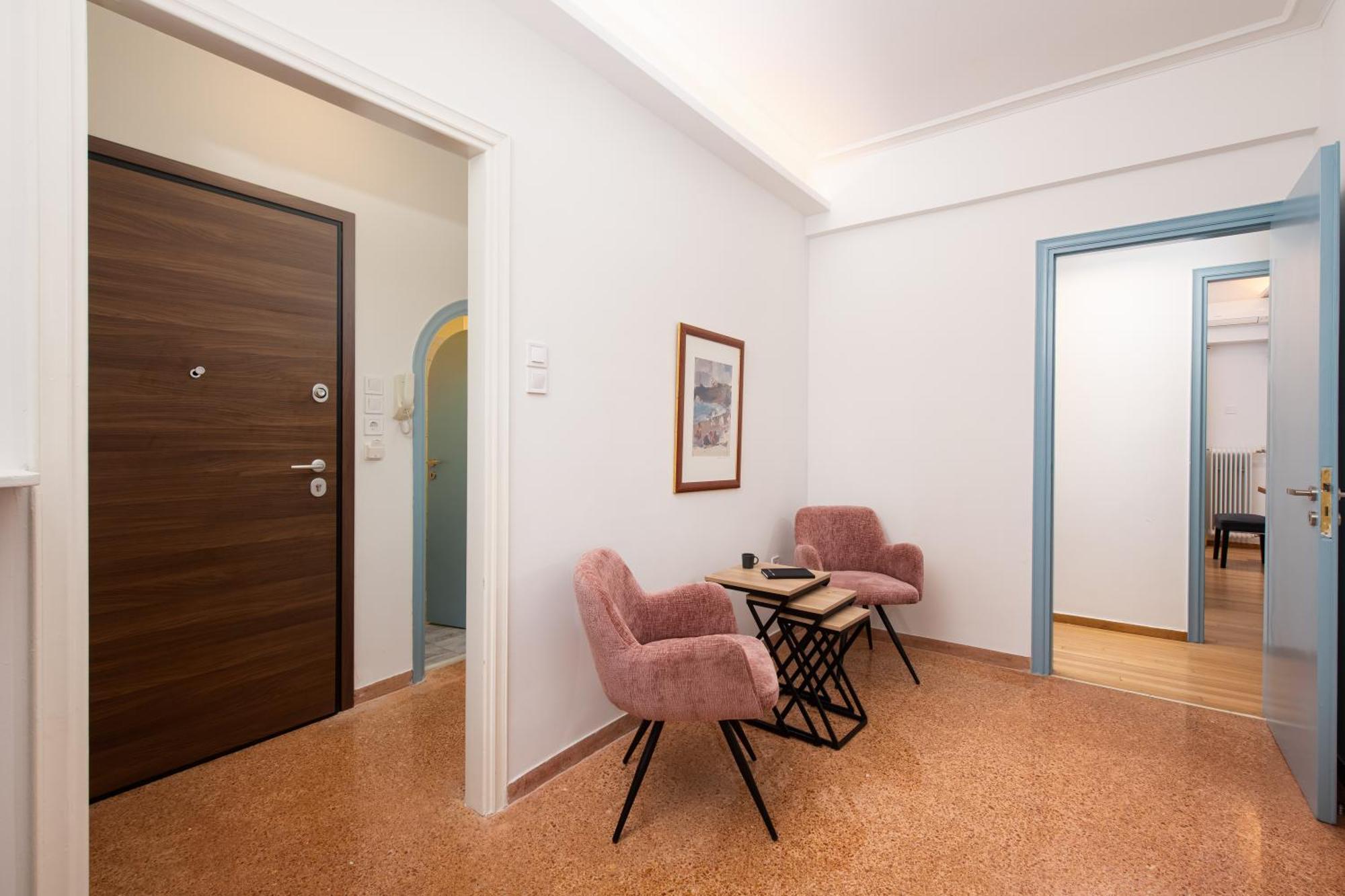 Philos At Nikis - Two Bedroom In Plaka Apartment